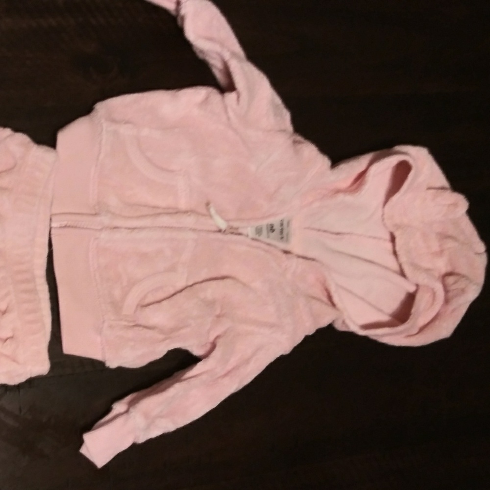 New born baby clothes